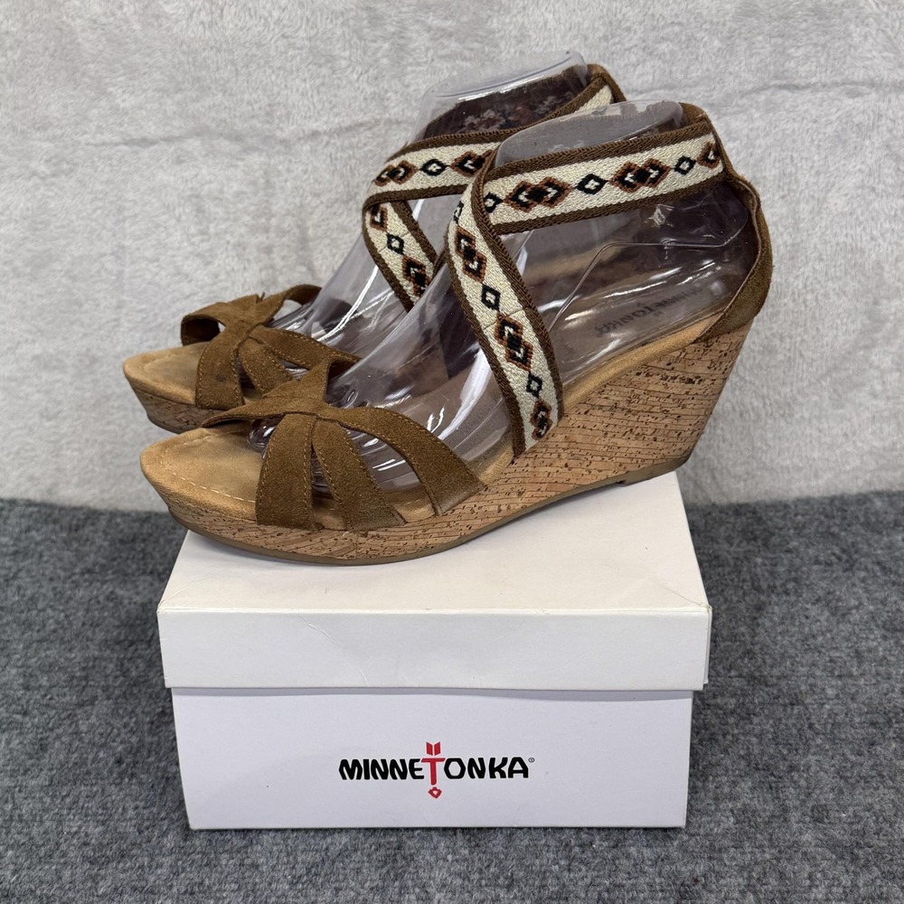 Minnetonka Wedge Sandals Womens Size 10 Brown Leather Embroidered Straps‎ Cork